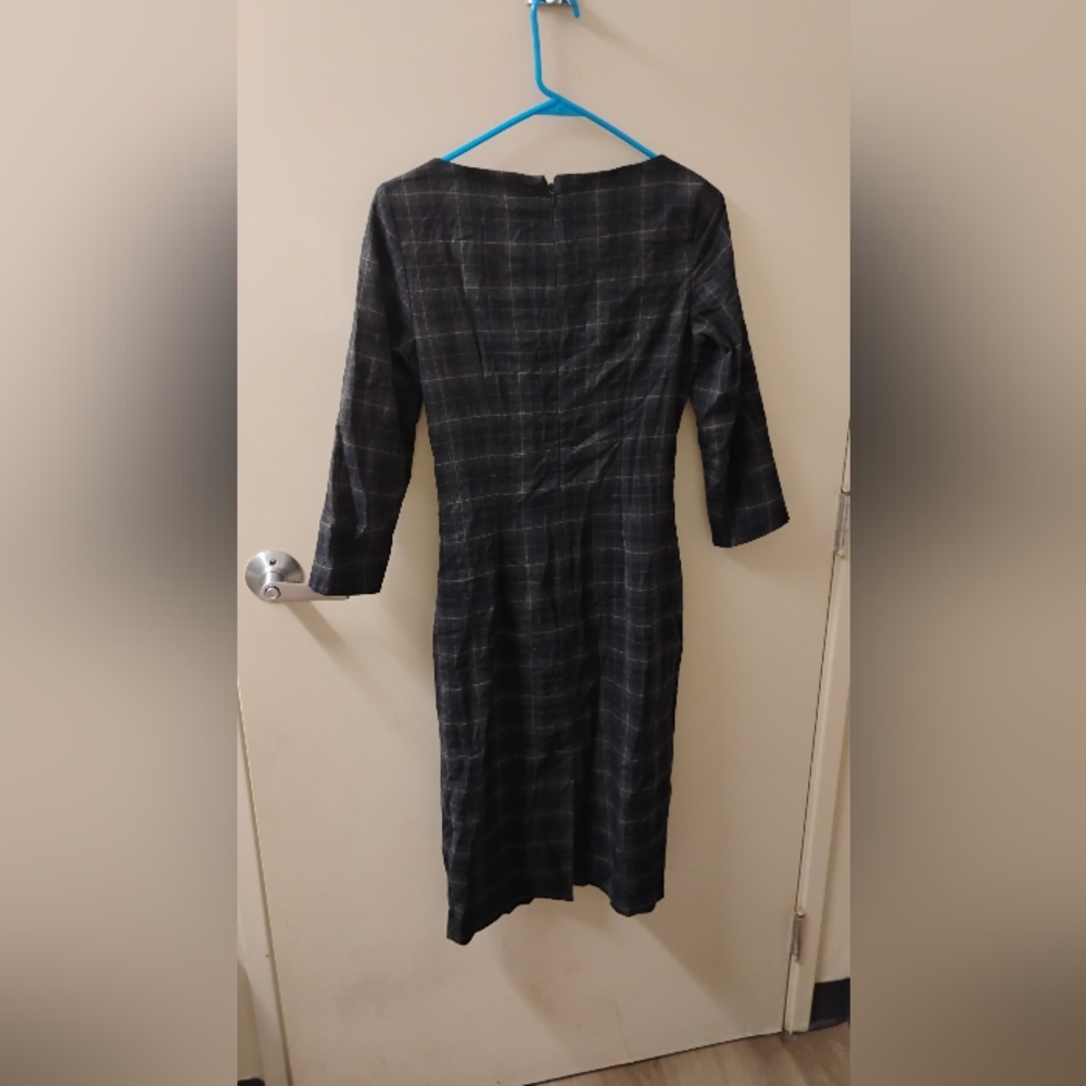 Maxmara Women's Ruched Plaid Wool Blend Sheath Dress Sz 6 US - Picture 4 of 6